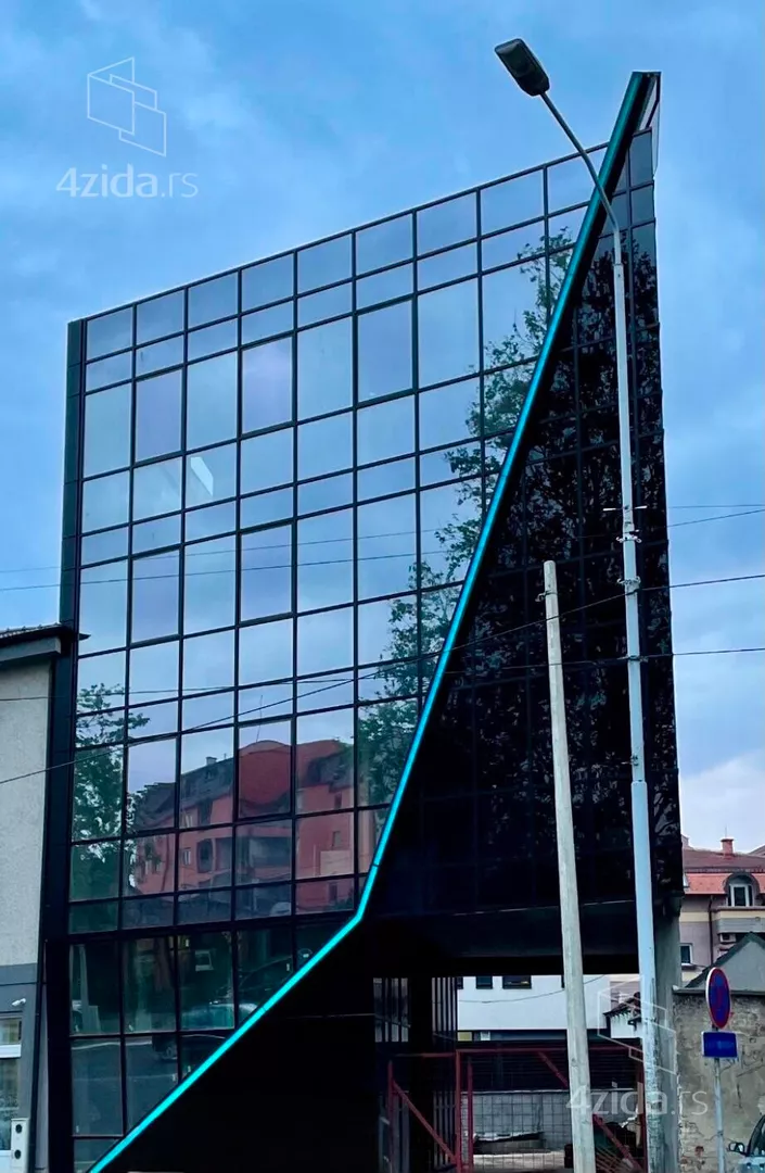 Poslovni prostor | 4zida
