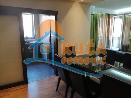 Milana Rakića | 4zida.rs