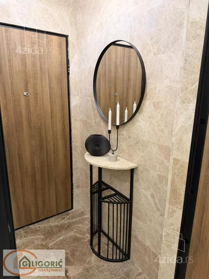 Petosoban stan | 4zida