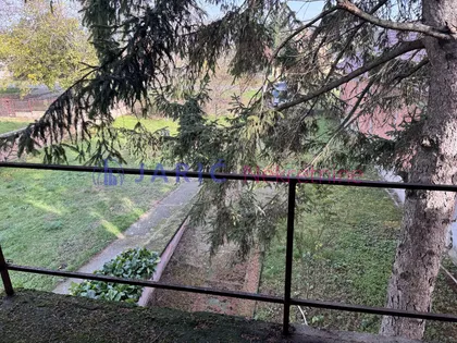 Stari Banovci | 4zida.rs