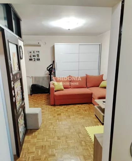 Radnička | 4zida.rs