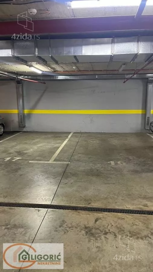 Garaža/Parking | 4zida