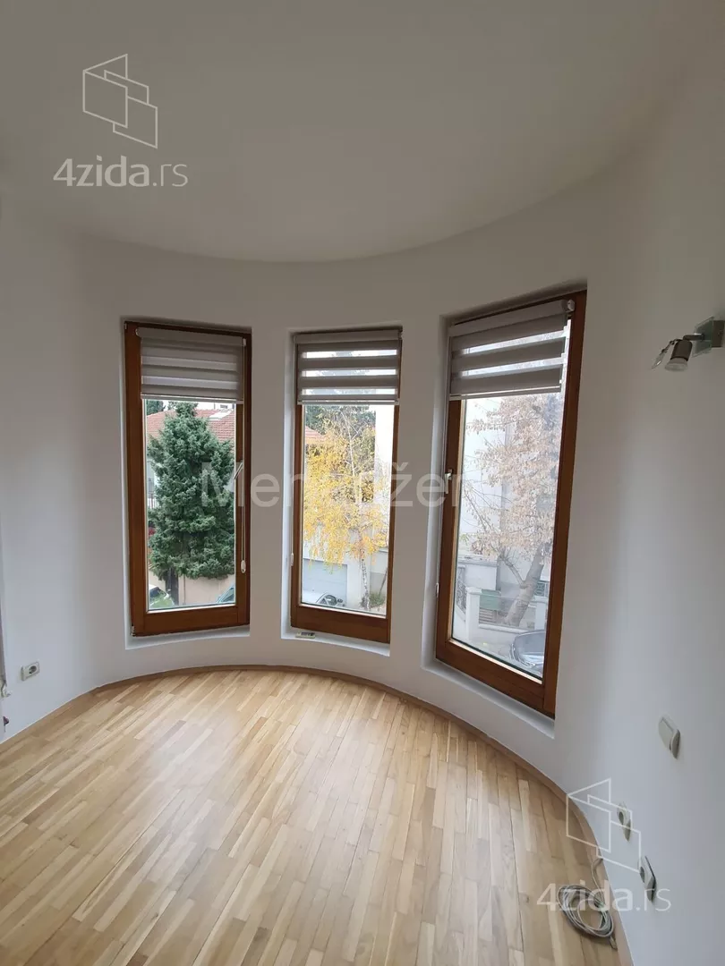 Kancelarija | 4zida