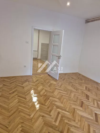 Cara Dušana | 4zida.rs