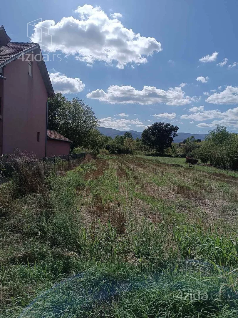 Građevinsko zemljište | 4zida