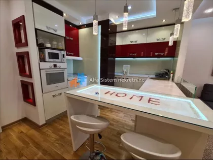 Hadžipopovac | 4zida.rs