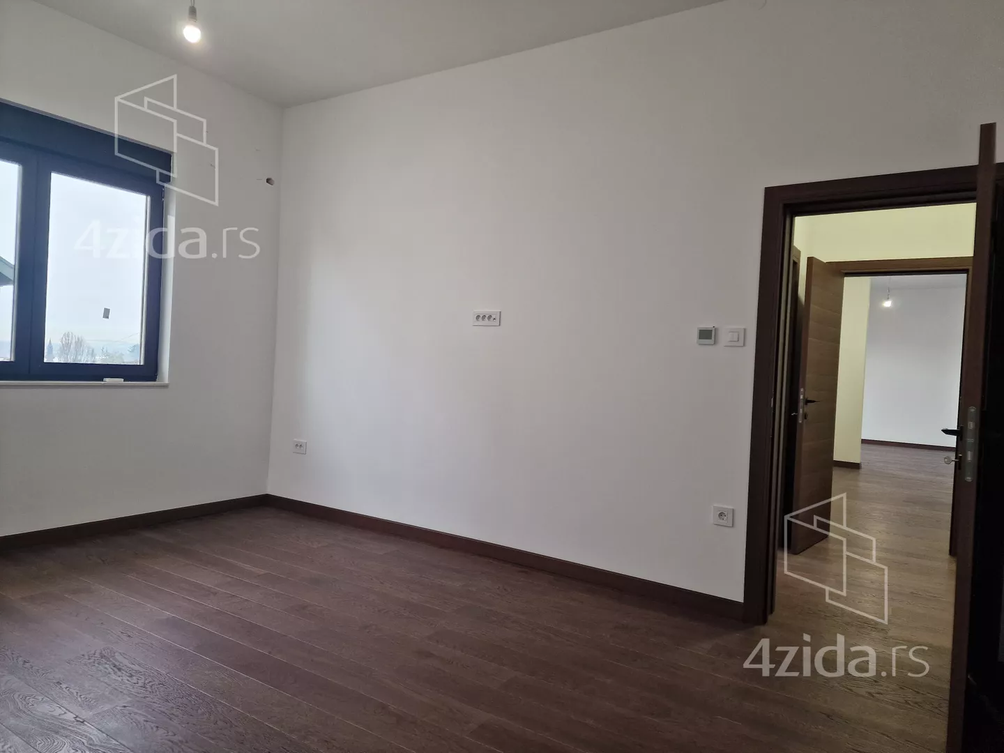 Petosoban stan | 4zida