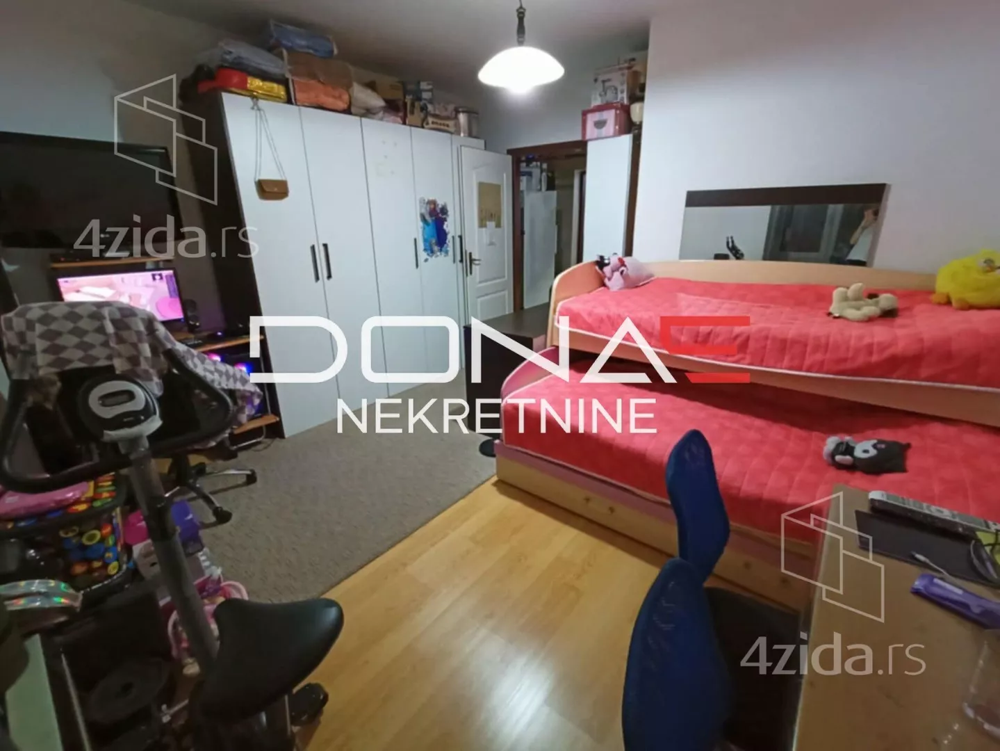 Dvoiposoban stan | 4zida