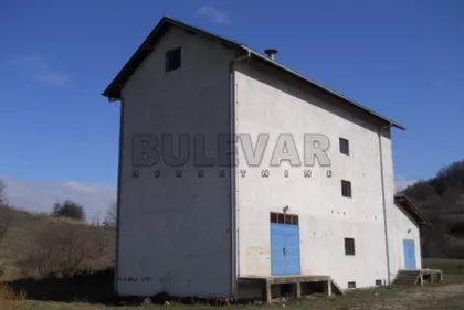 Ljubovačka | 4zida.rs