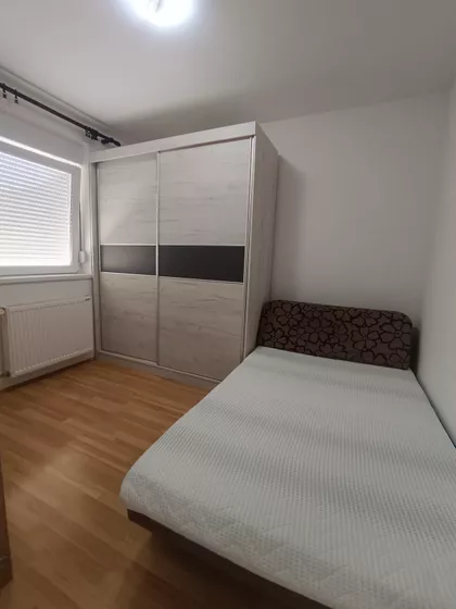 Braće Dirak bb | 4zida.rs