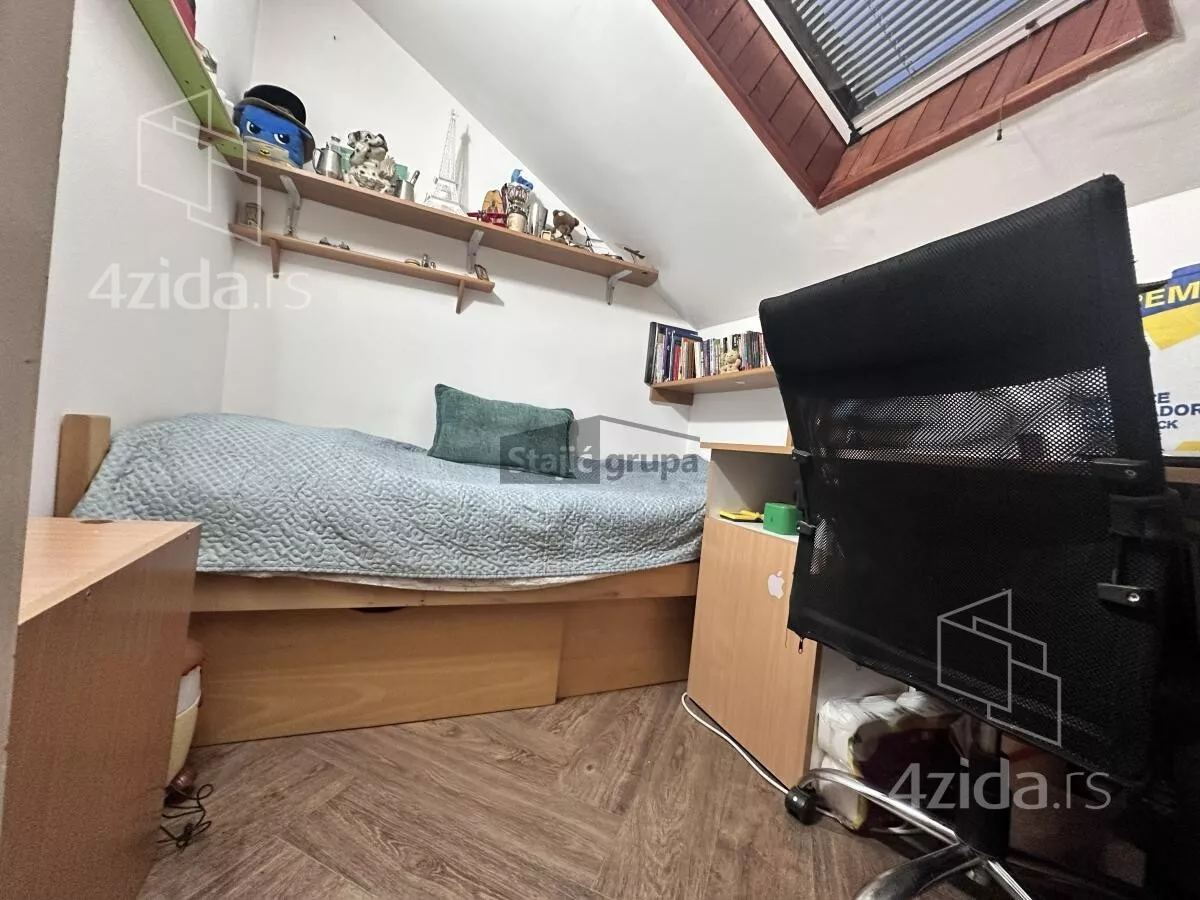 Dvoiposoban stan | 4zida