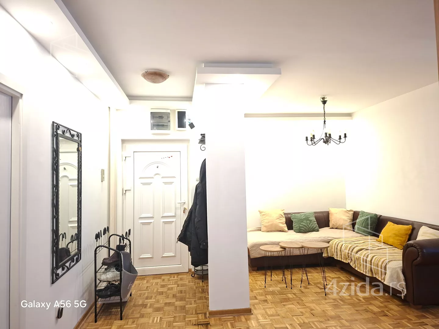 Troiposoban stan | 4zida