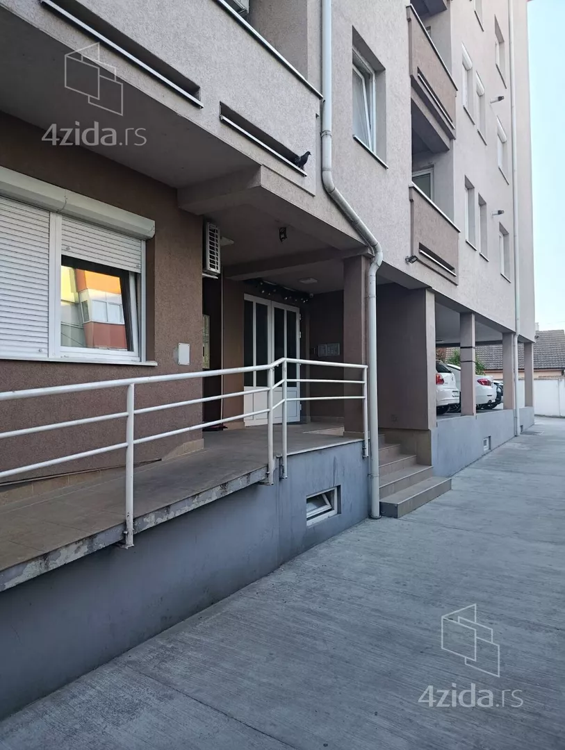 Garsonjera | 4zida