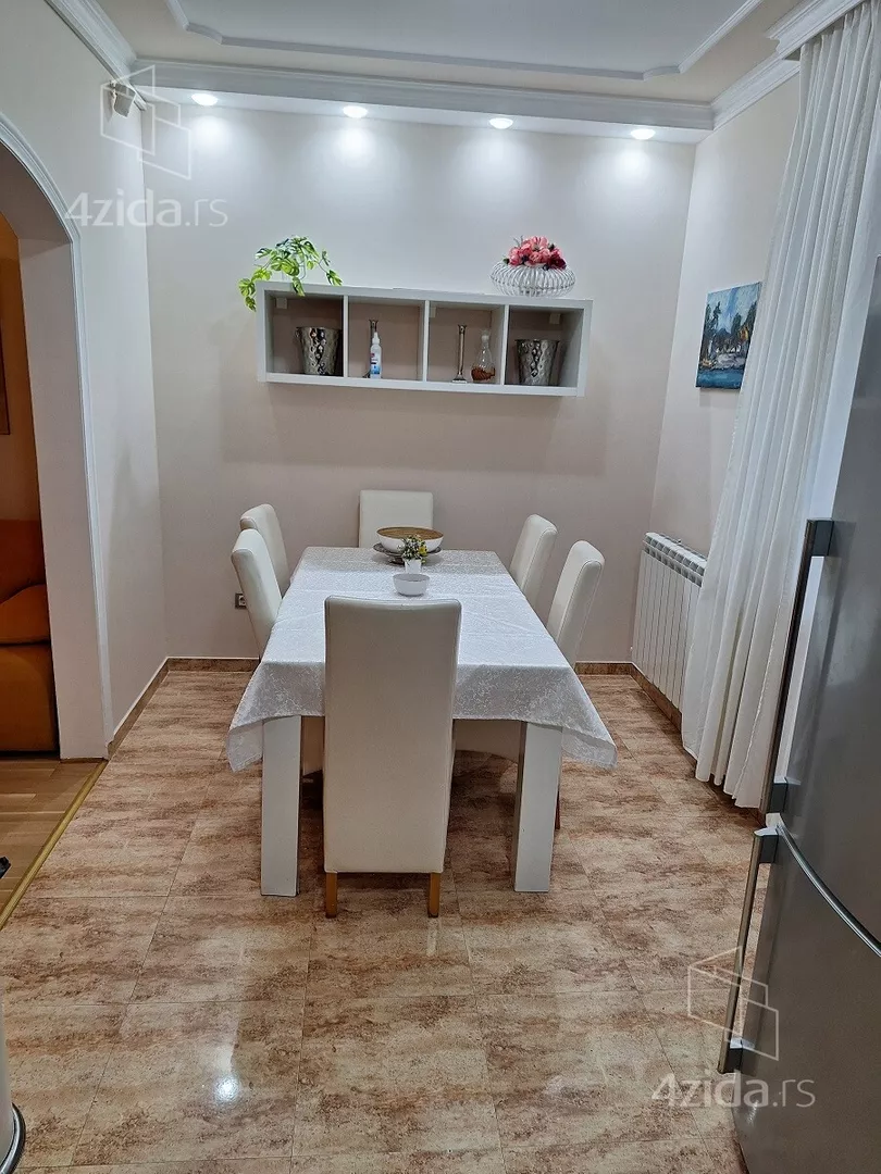 3-etažna kuća | 4zida