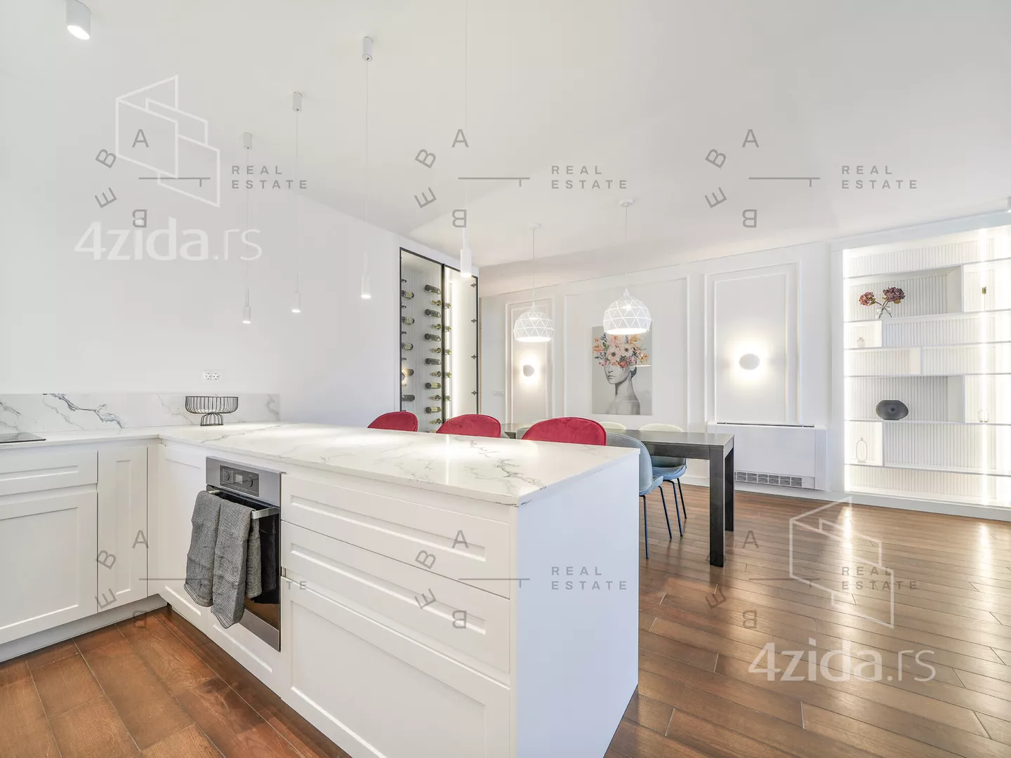 Četvorosoban stan | 4zida