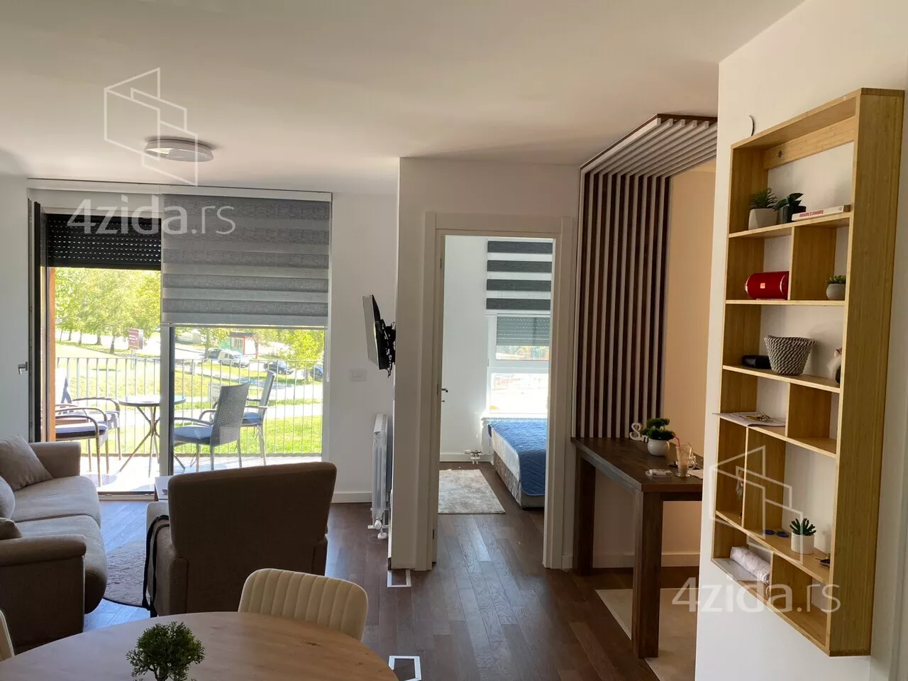 Jednoiposoban stan | 4zida