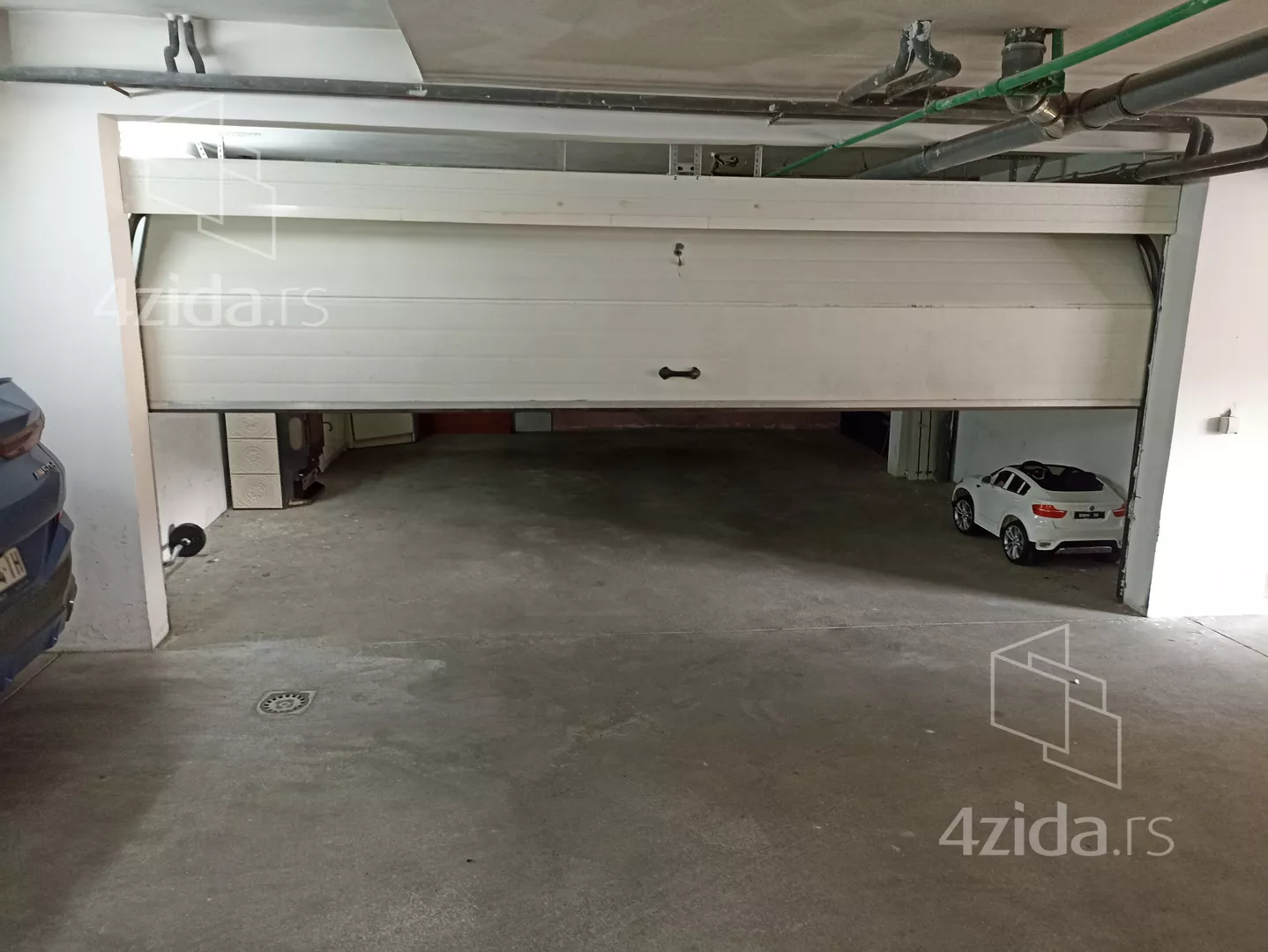 Garaža | 4zida