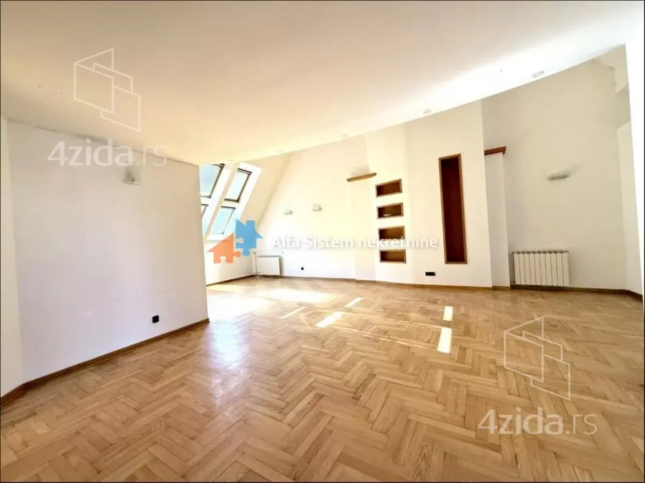 Šestosoban stan | 4zida