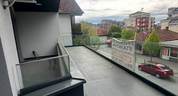 Četvoroiposoban stan | 4zida