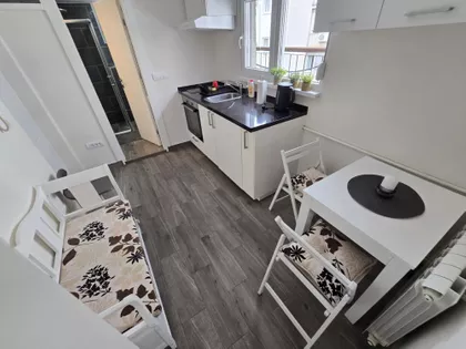 Maršala Birjuzova | 4zida.rs