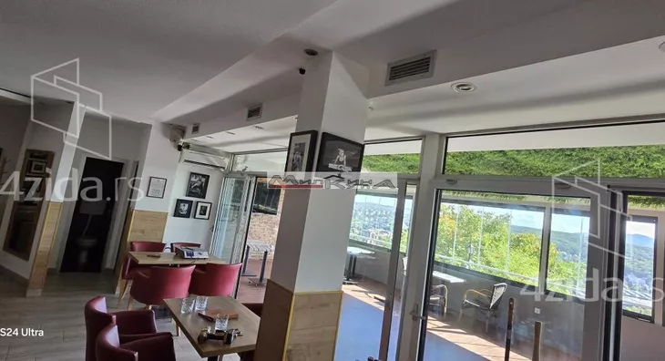 Ugostiteljski objekat | 4zida