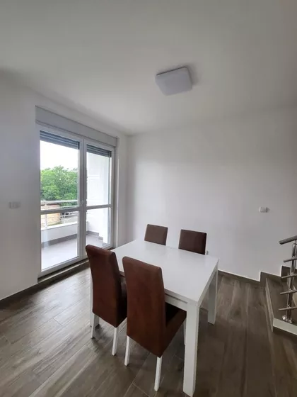 Pregrevica | 4zida.rs