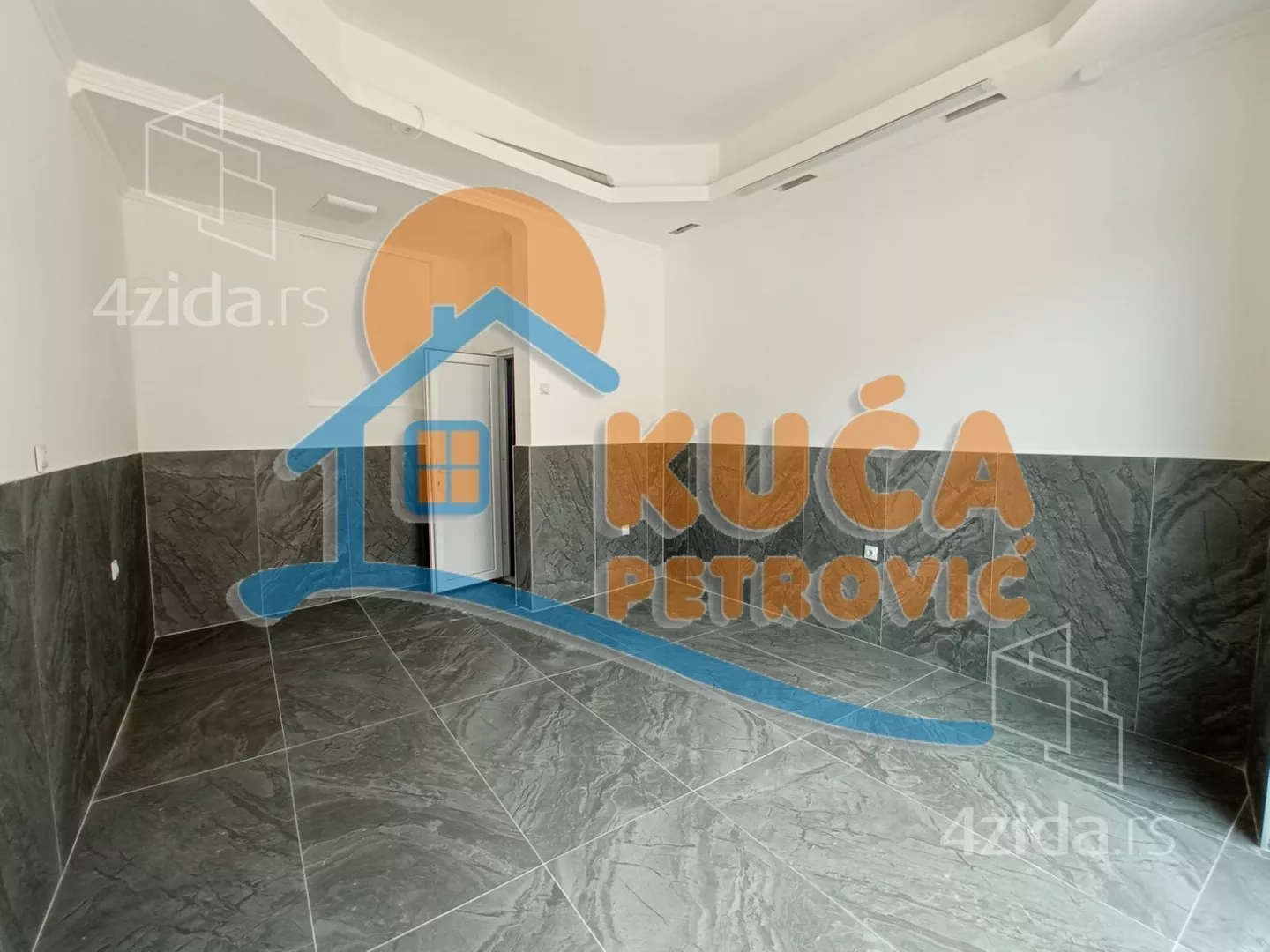 Lokal | 4zida