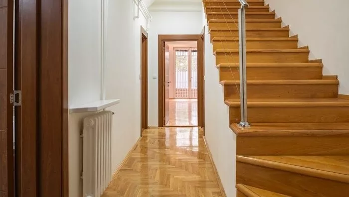 Šestosoban stan | 4zida