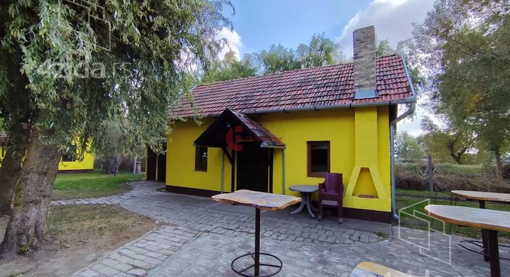 Ugostiteljski objekat | 4zida