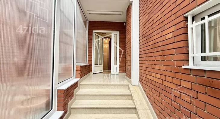 3-etažna kuća | 4zida