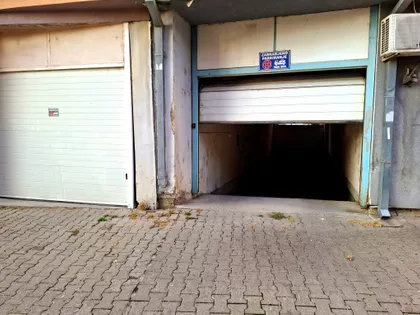 Doktora Andre Jovanovića | 4zida.rs