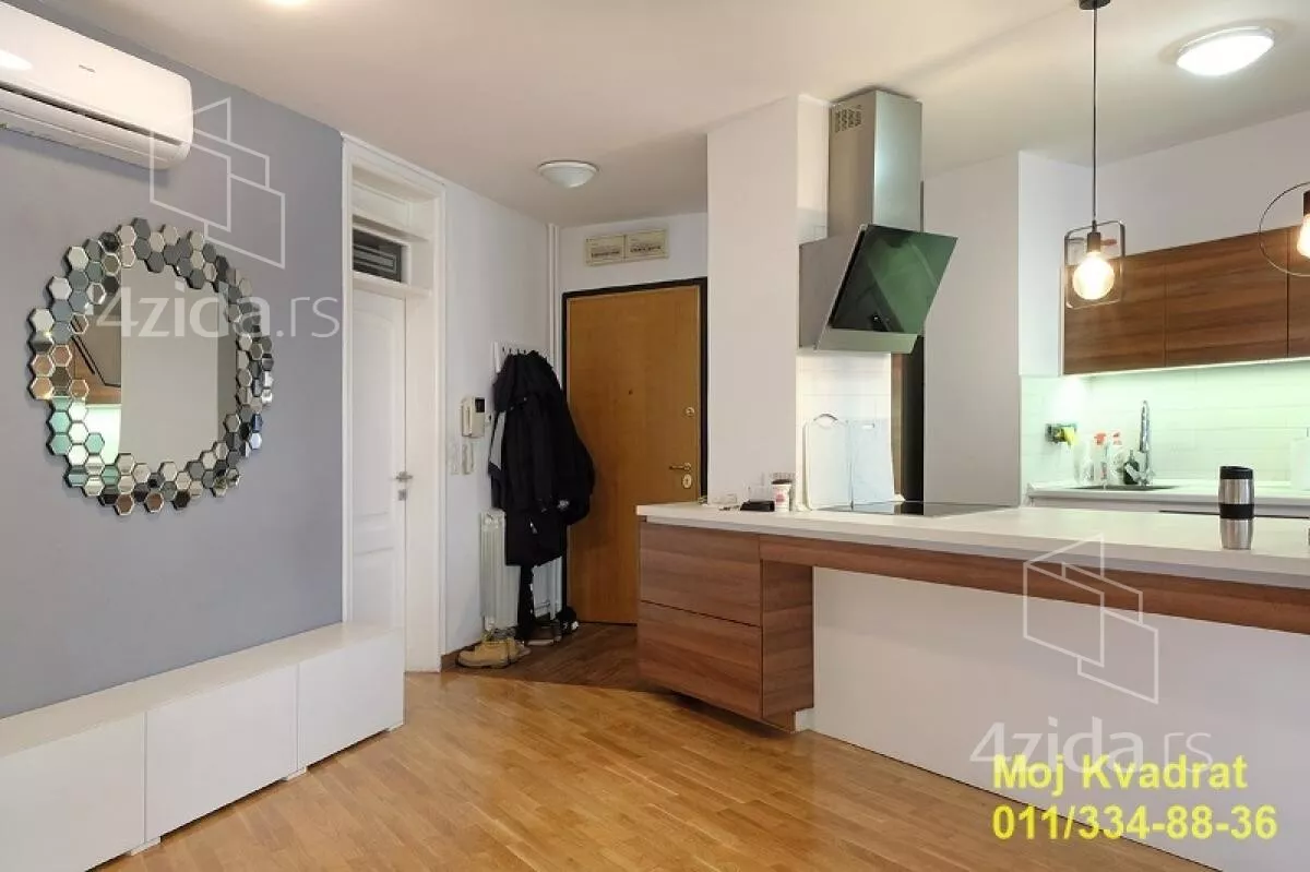 Petosoban stan | 4zida