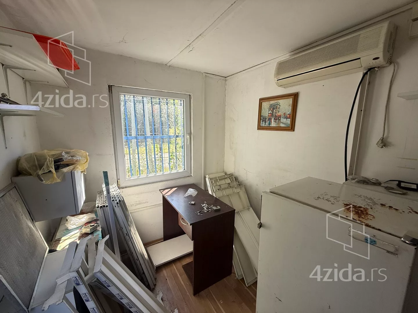 Lokal | 4zida