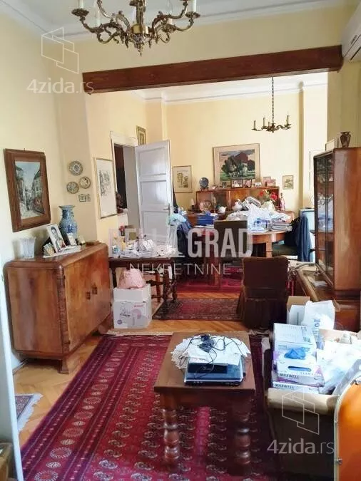 Četvoroiposoban stan | 4zida