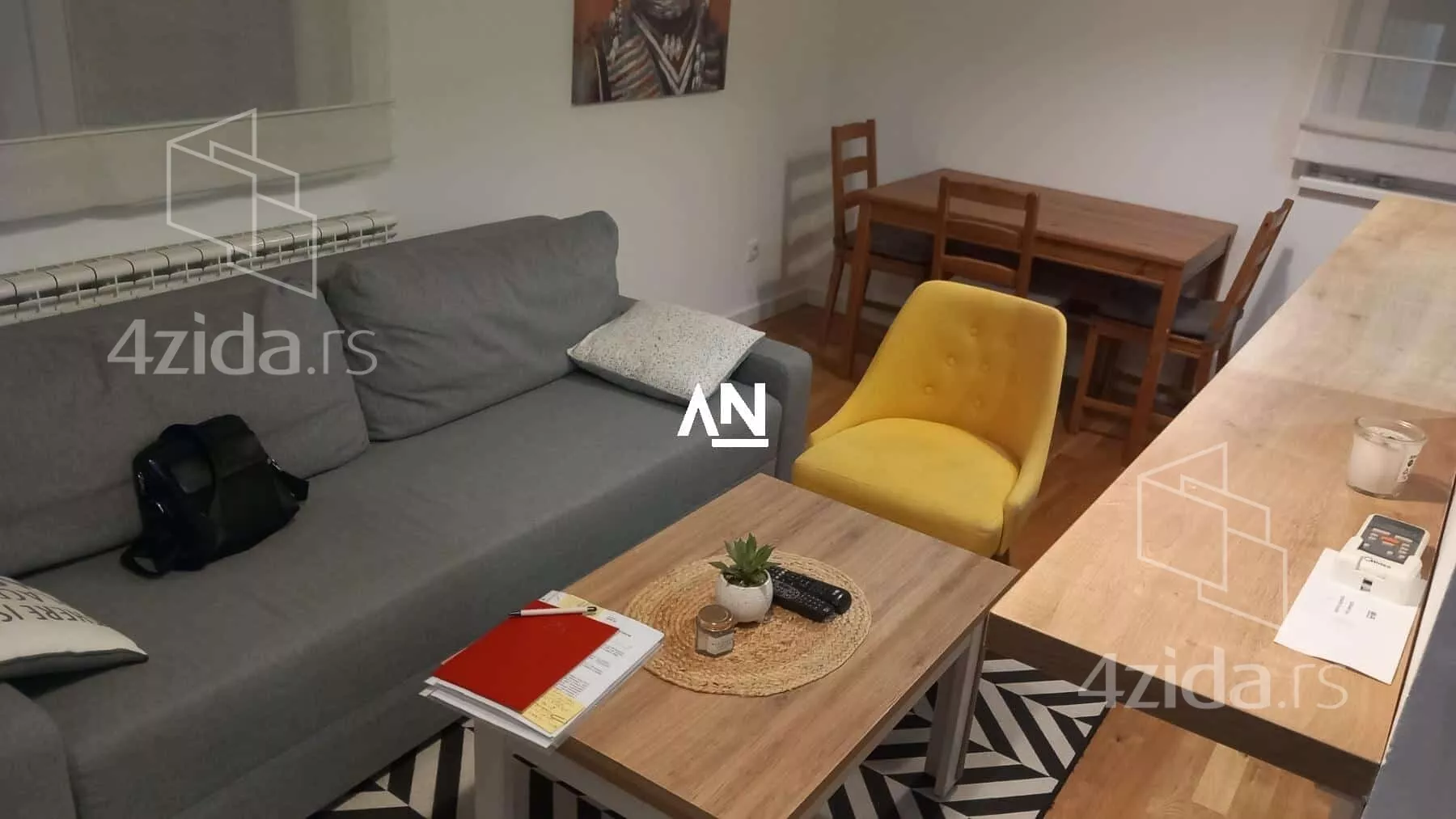 Jednoiposoban stan | 4zida