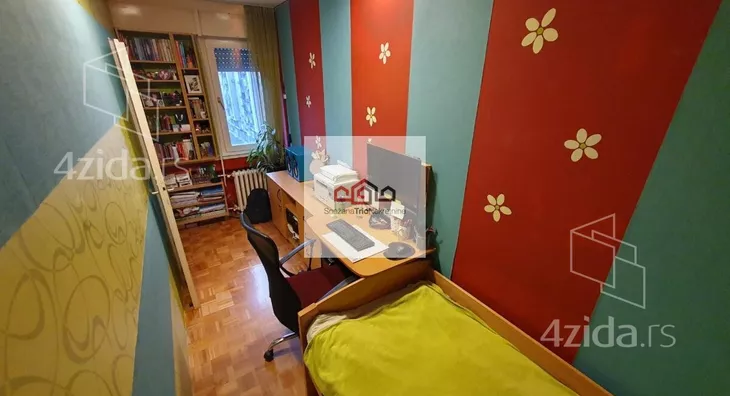 Troiposoban stan | 4zida