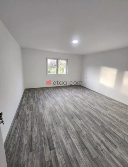 Crveni Krst | 4zida.rs