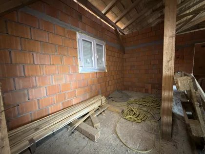 Kamenjak 21 | 4zida.rs