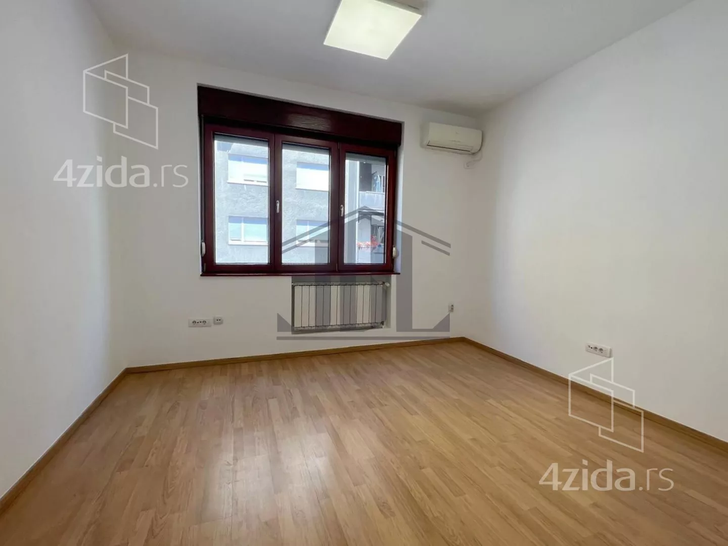 Kancelarija | 4zida