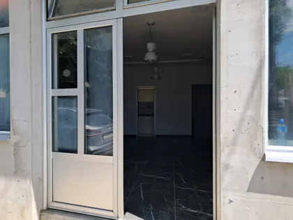 Anete Andrejević 10 | 4zida.rs