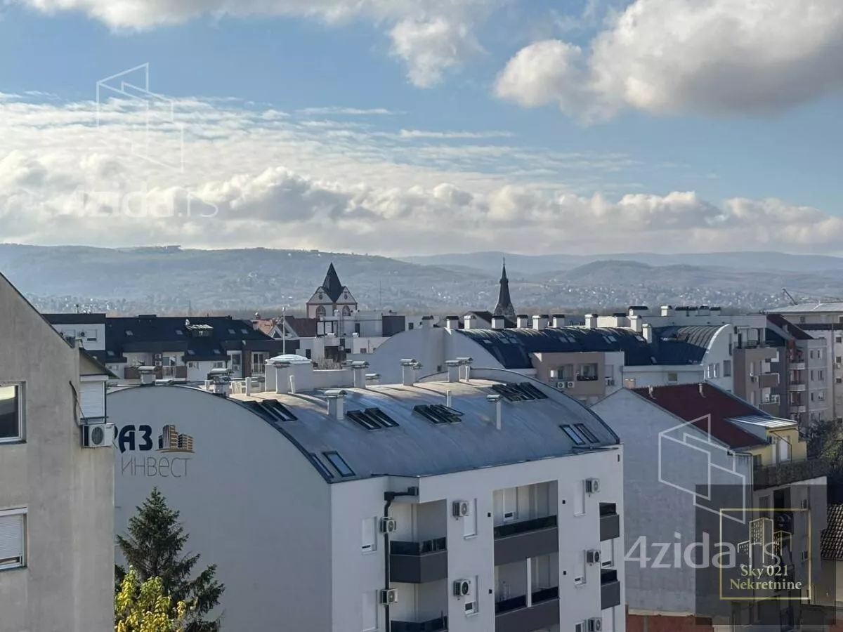 Četvorosoban stan | 4zida