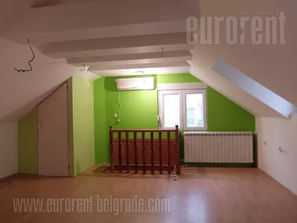 ŽARKOVO | 4zida.rs
