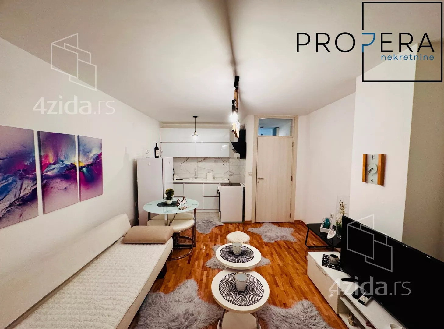 Jednoiposoban stan | 4zida