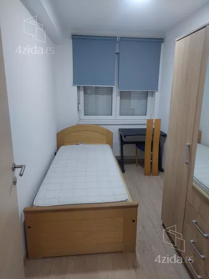 Vojvode Đurovića 26 | 4zida.rs