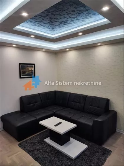 Crveni Krst Vračar | 4zida.rs