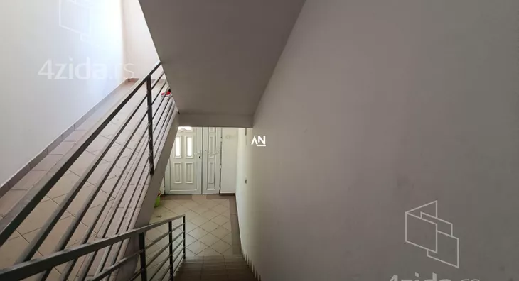 4-etažna kuća | 4zida