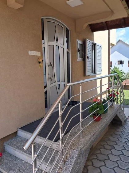 Bresnica | 4zida.rs