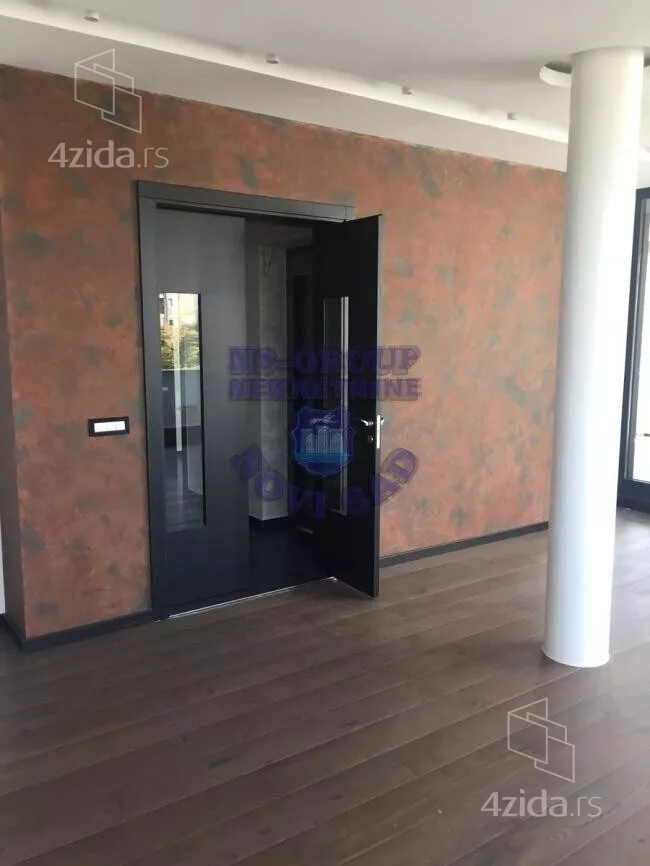 Šestosoban stan | 4zida