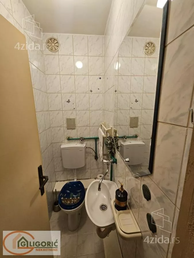 Troiposoban stan | 4zida