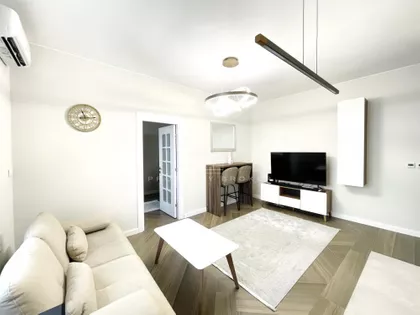 Strahinjića Bana | 4zida.rs